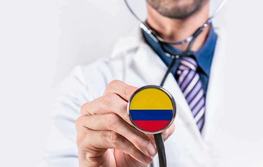 profesional salud estetoscopip patria Colombia